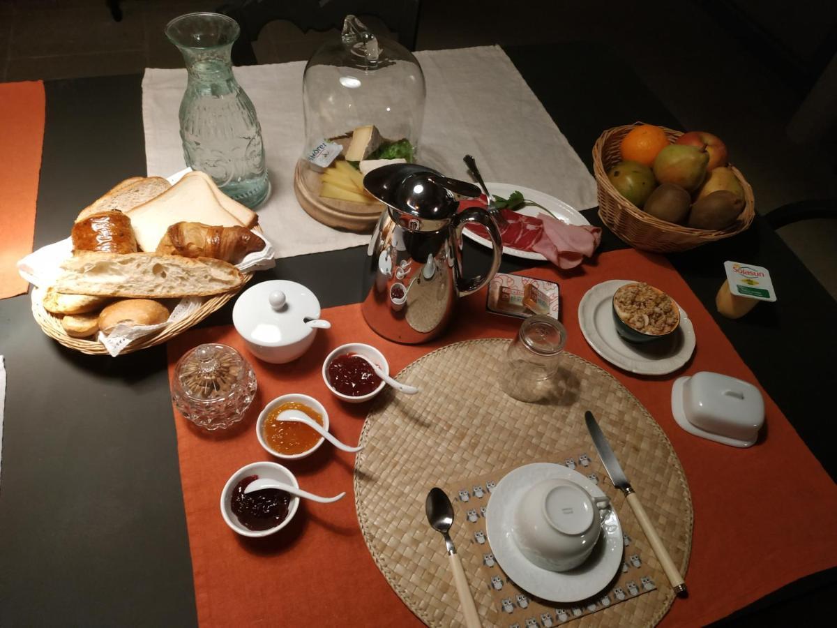 Rue Du Chateau Tarascon Εξωτερικό φωτογραφία