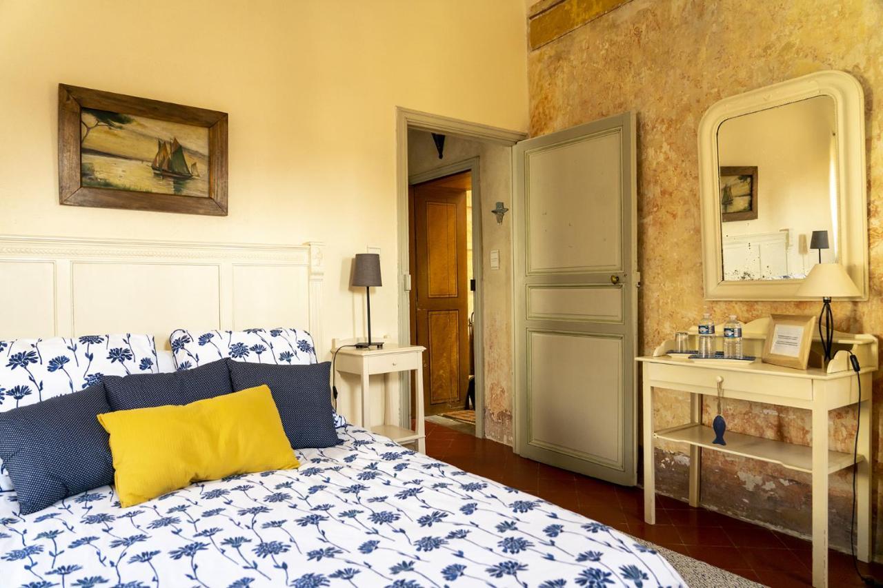 Rue Du Chateau Tarascon Εξωτερικό φωτογραφία